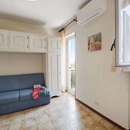 Feriehus E6-12 Bilocale Borgo Rovere *