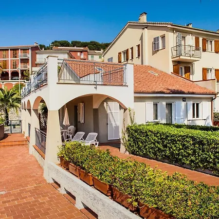 E6-12 Bilocale Borgo Rovere