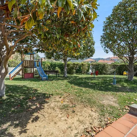E6-12 Bilocale Borgo Rovere * 圣巴特罗摩艾美尔