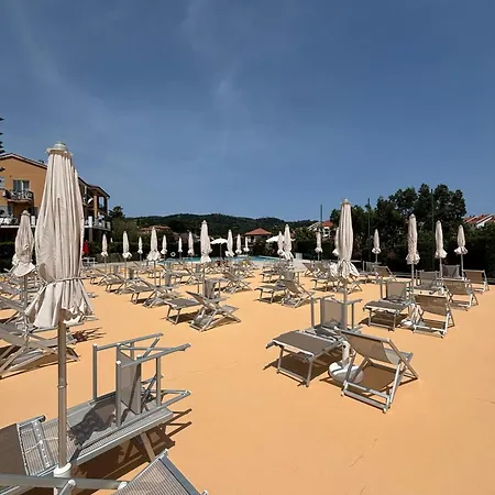 E6-12 Bilocale Borgo Rovere *